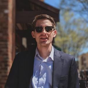 Meet your Posher, Carter